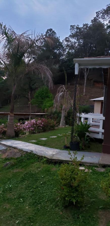 Casa Grande Da Montanha - Sitio Pasangas Villa Santo Antonio do Pinhal Ngoại thất bức ảnh