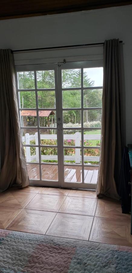Casa Grande Da Montanha - Sitio Pasangas Villa Santo Antonio do Pinhal Ngoại thất bức ảnh